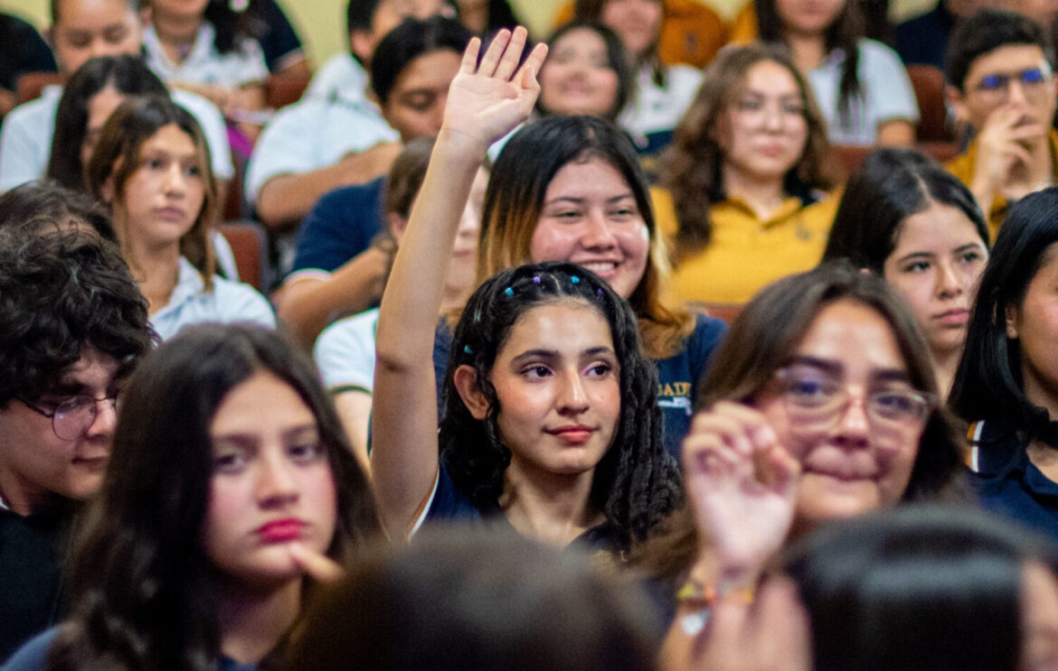 Formación para jóvenes en Villaverde como agentes comunitarios